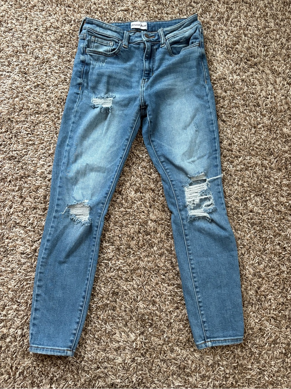 Distressed Light Blue Studio Blue Women’s Skinny Jeans